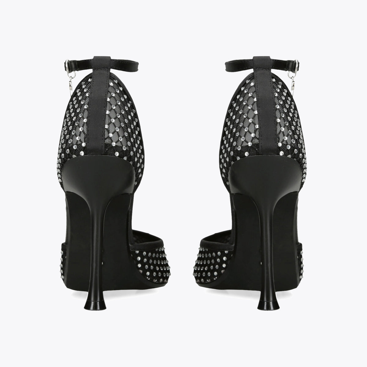 Sparx Black Stud