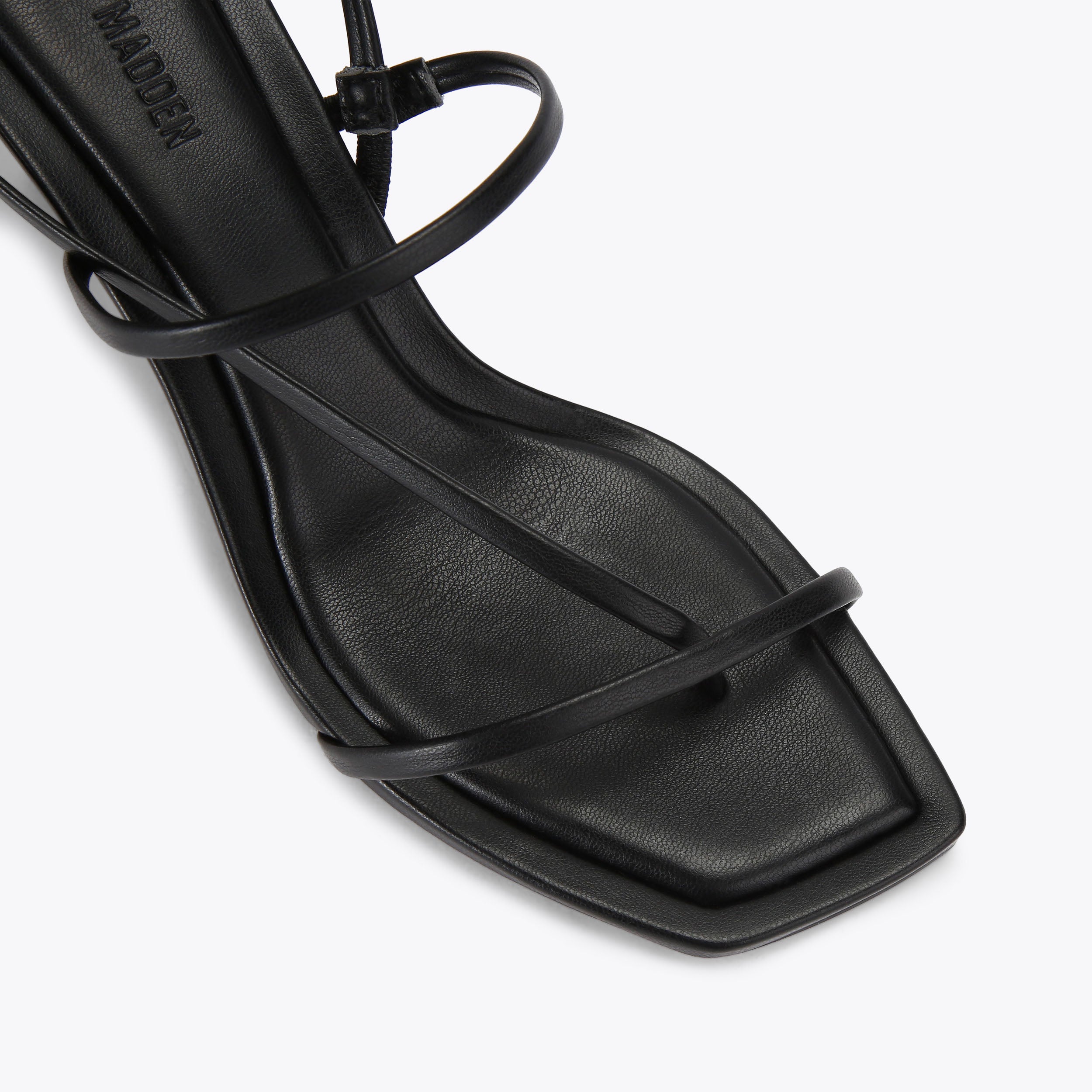 Locke Black - view 4