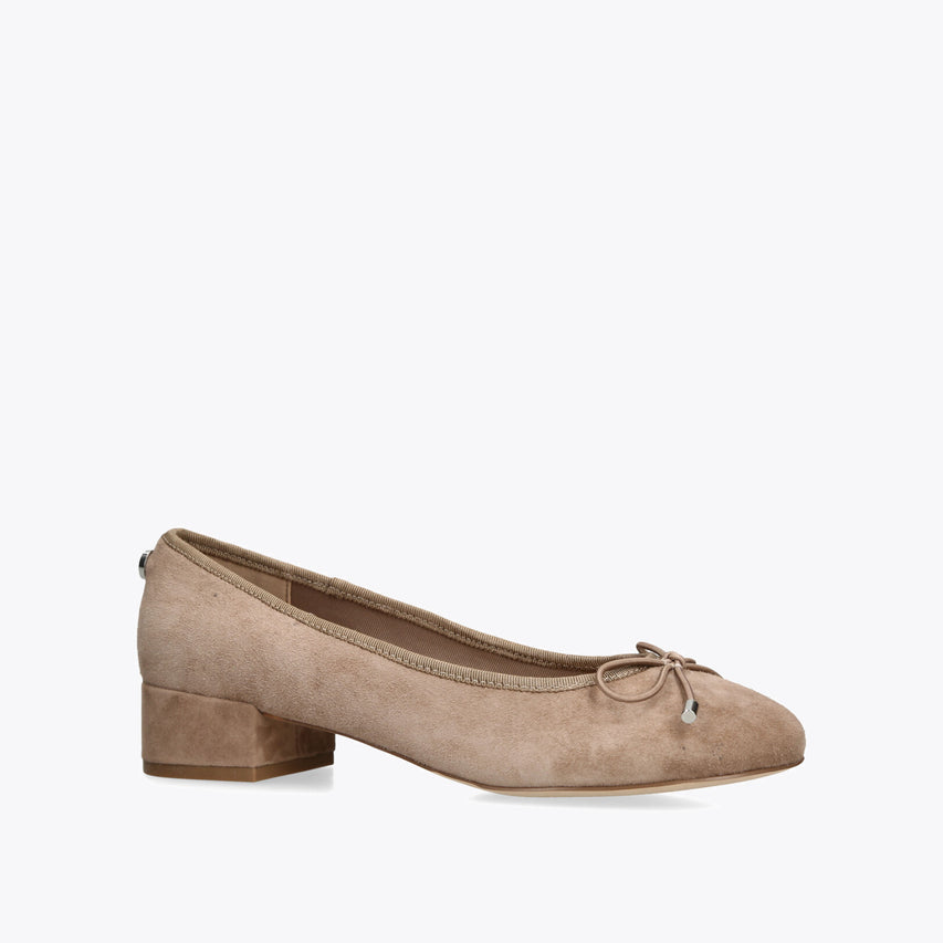 Cherisher Taupe