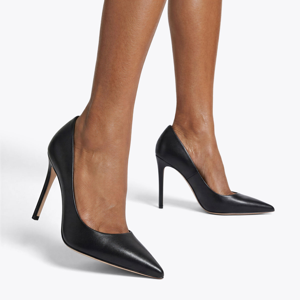 Thrive Black Leather