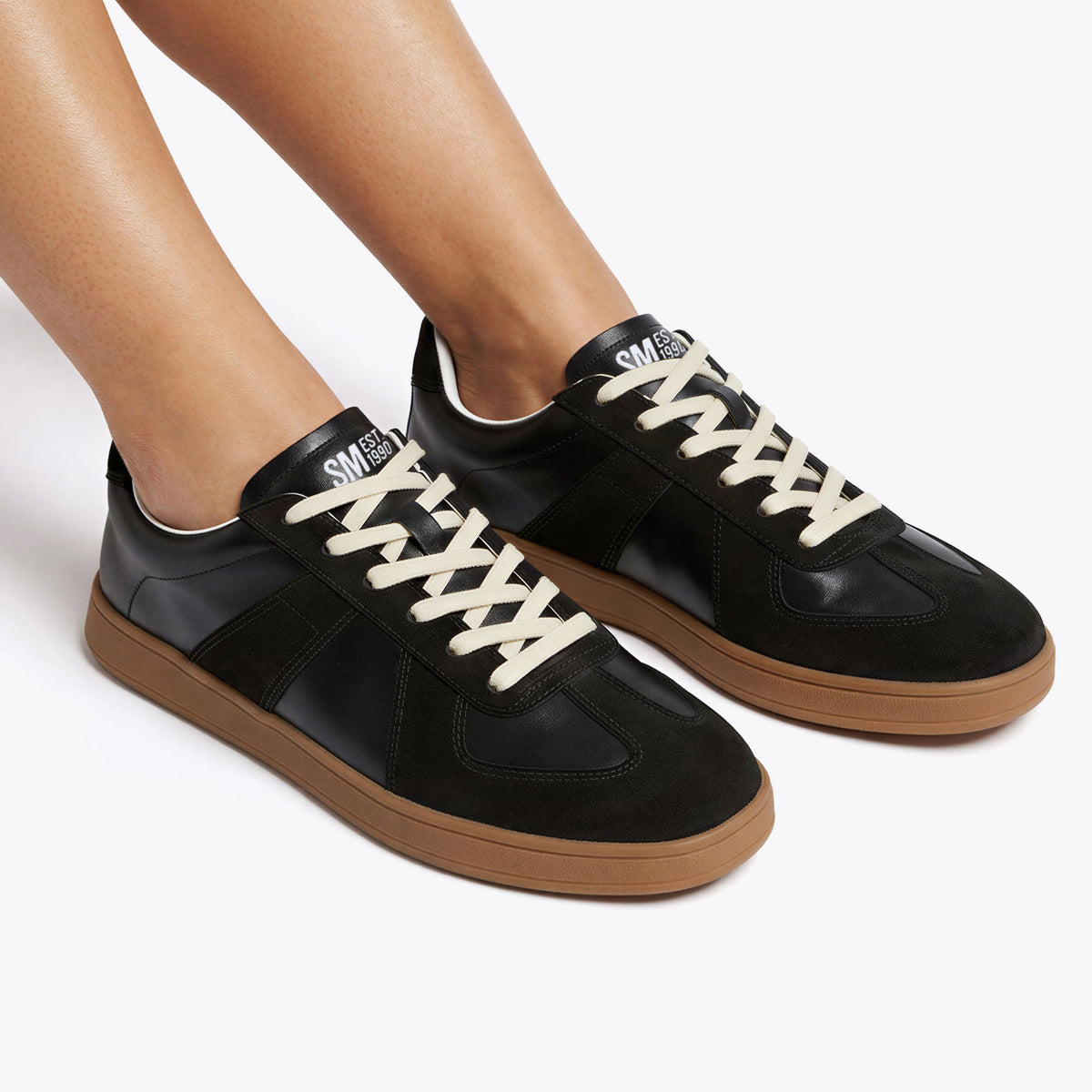 Waltor Black Suede
