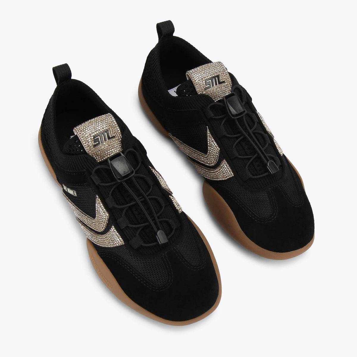 Biscottie Black