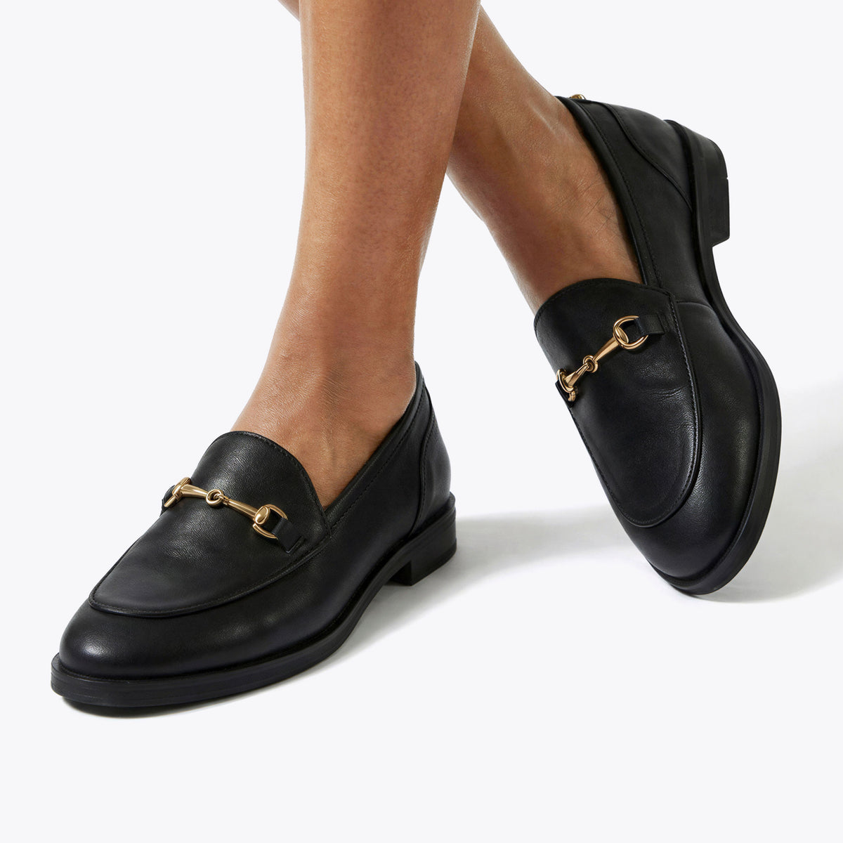 Neona Black