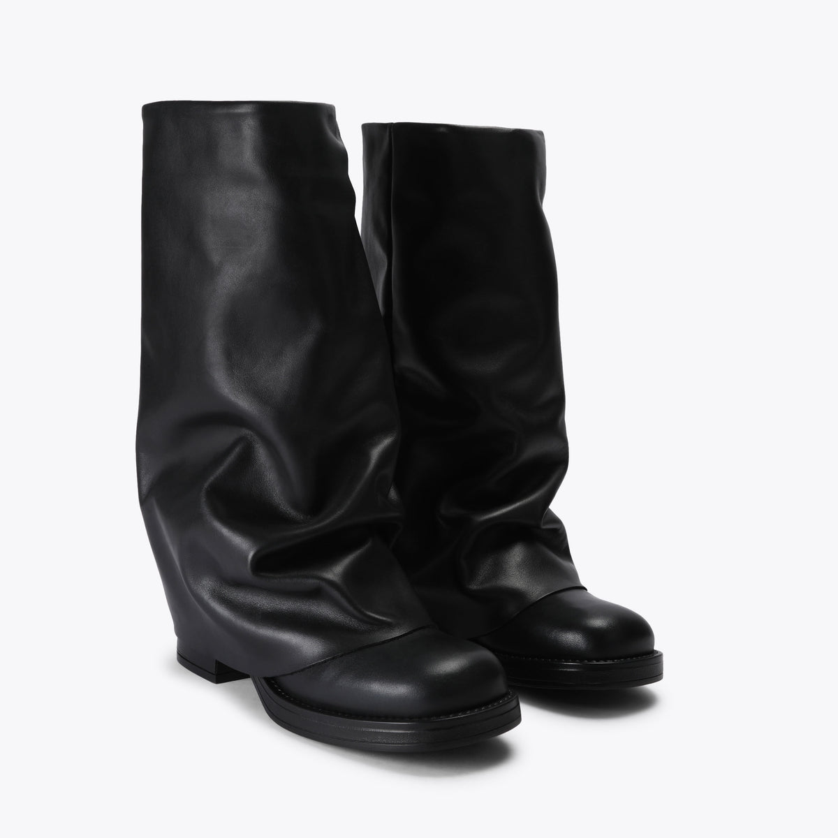 Benton Black Leather