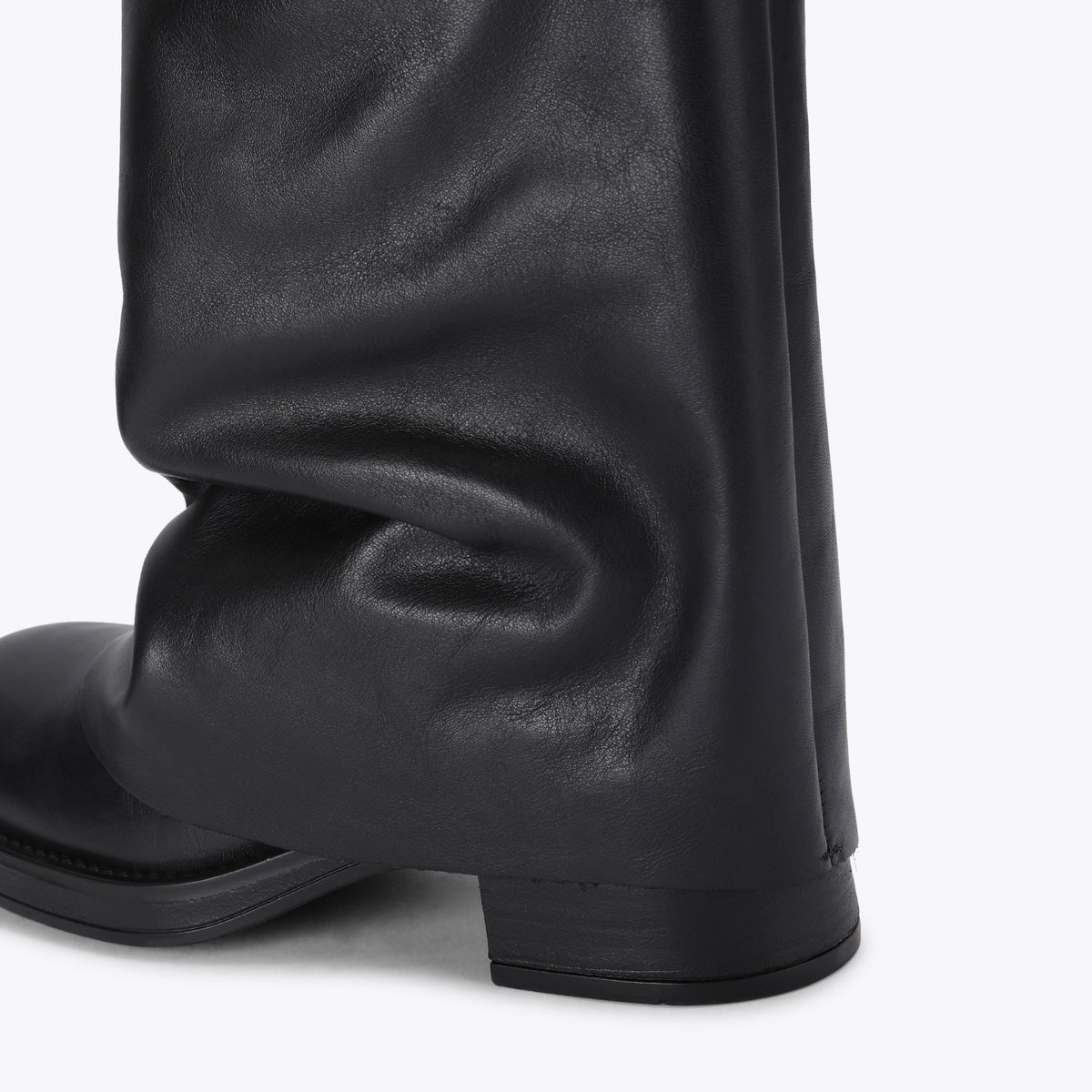 Benton Black Leather