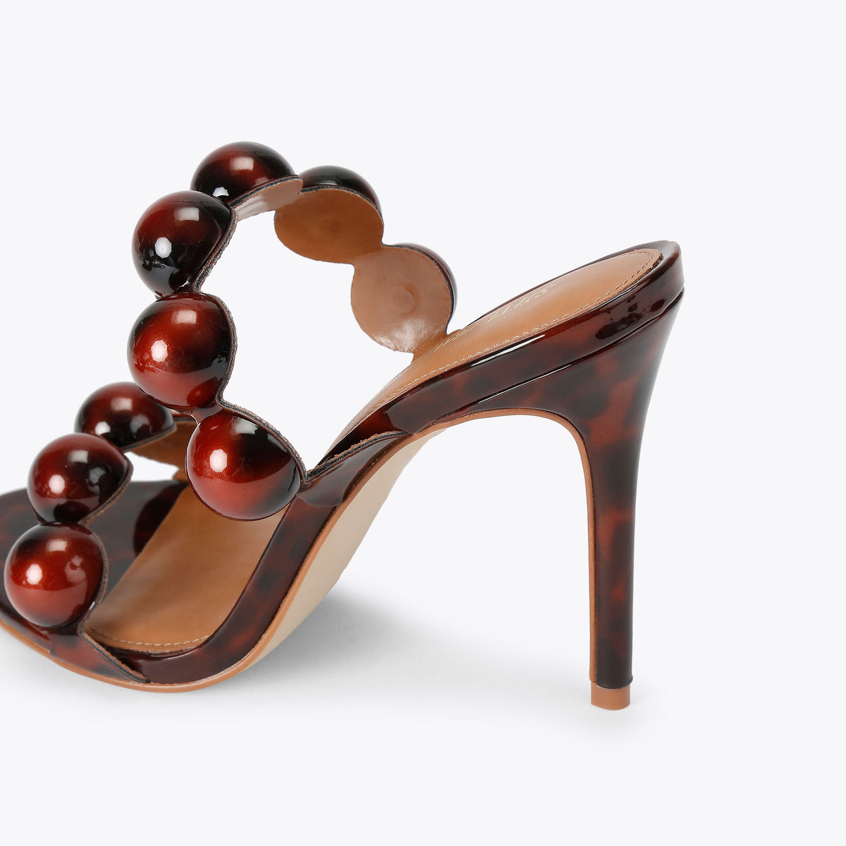 Saturn Dark Brown