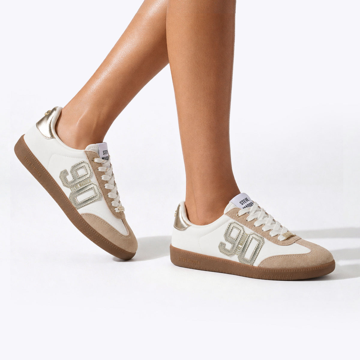 SM90 White Suede