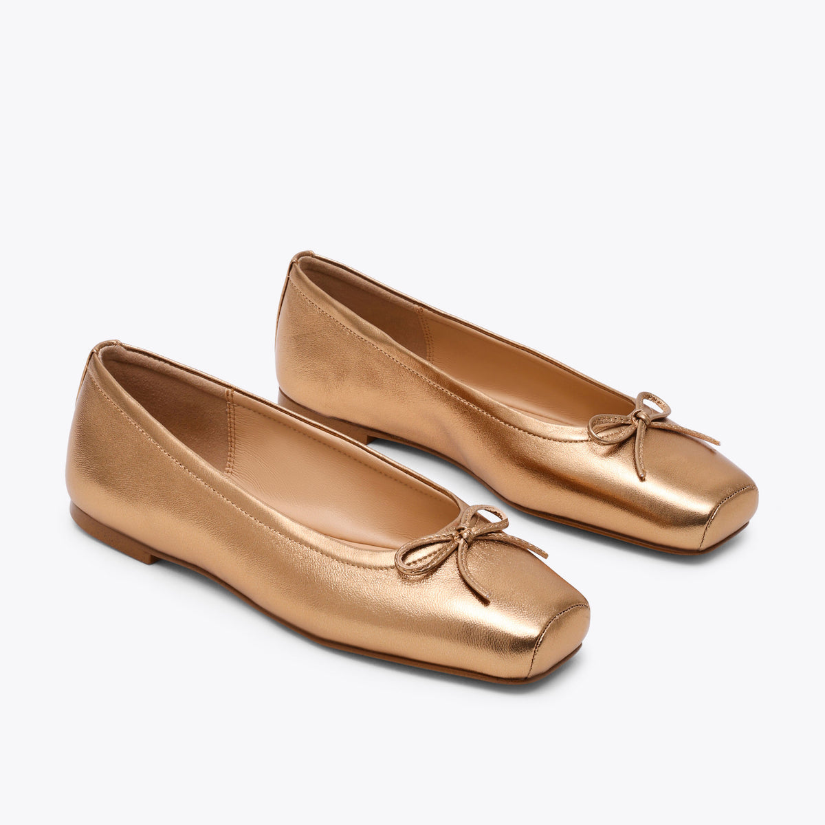Eleve Gold Leather