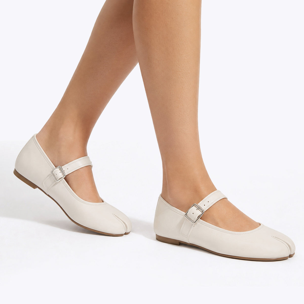 Calara White