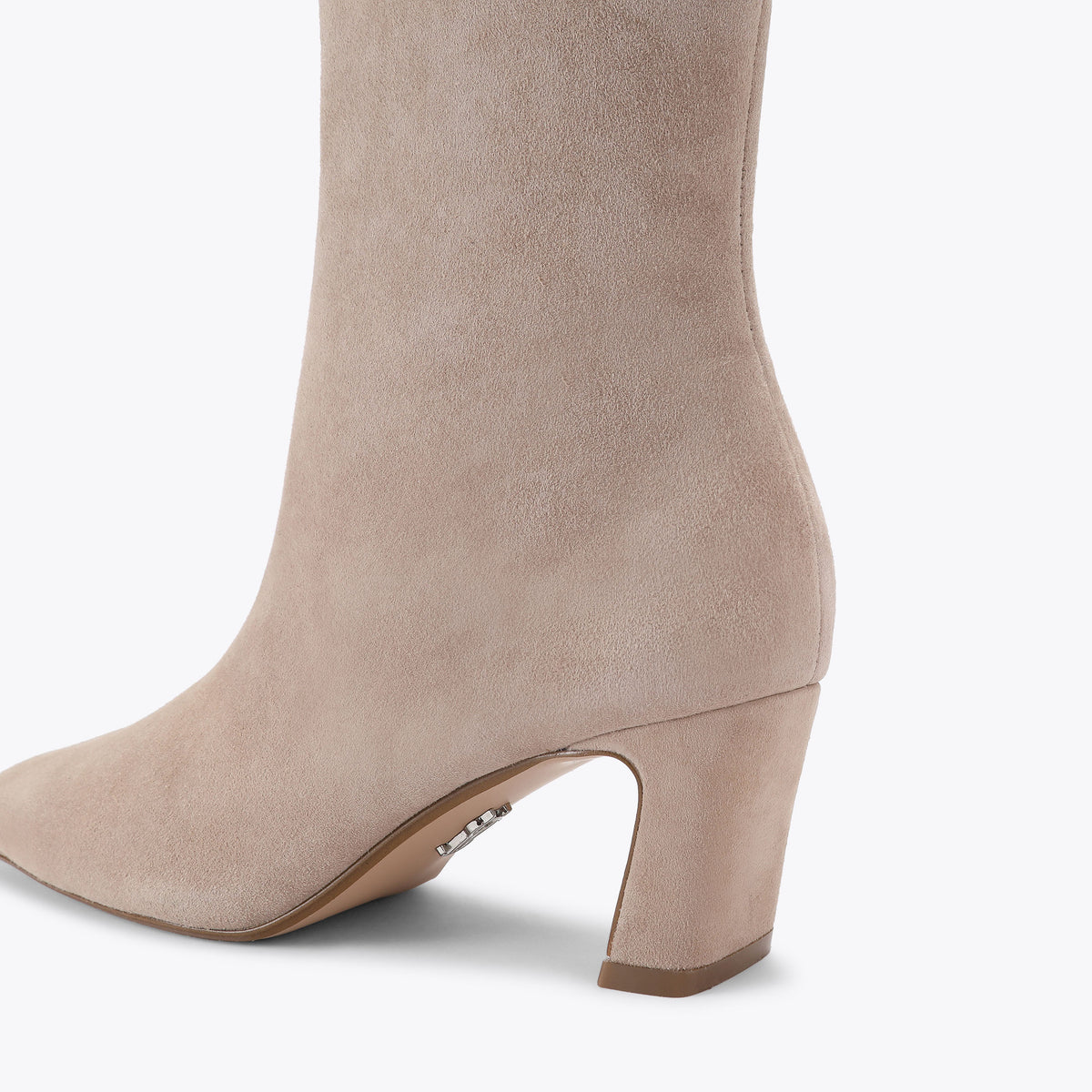 Willah Taupe Suede