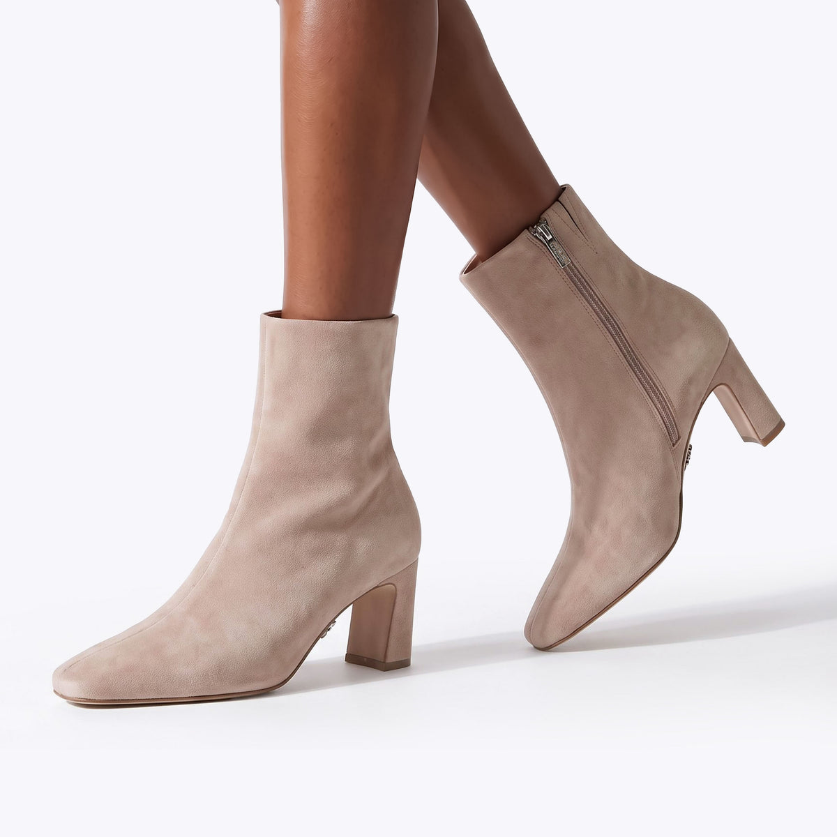 Willah Taupe Suede