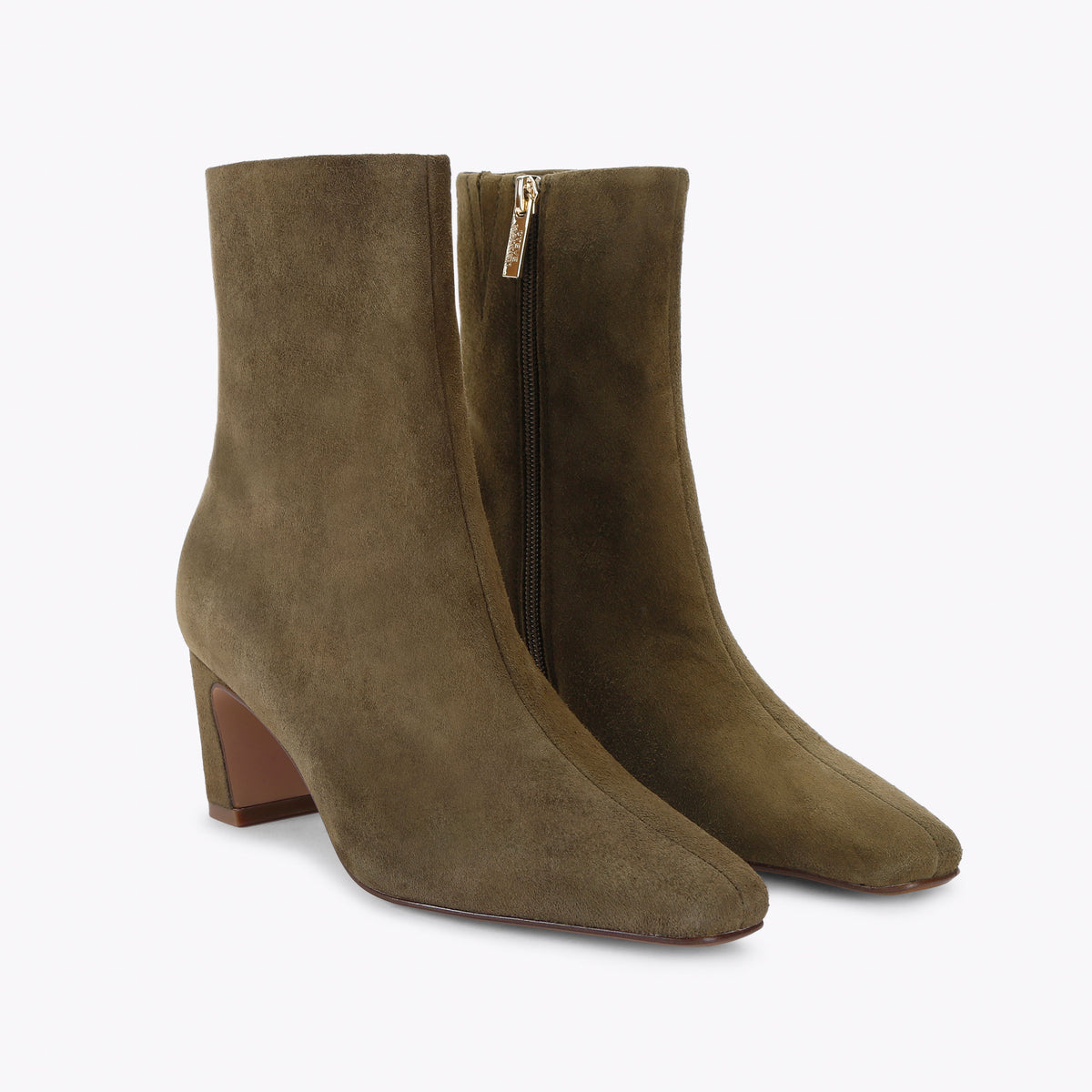 Willah Dark Green Suede