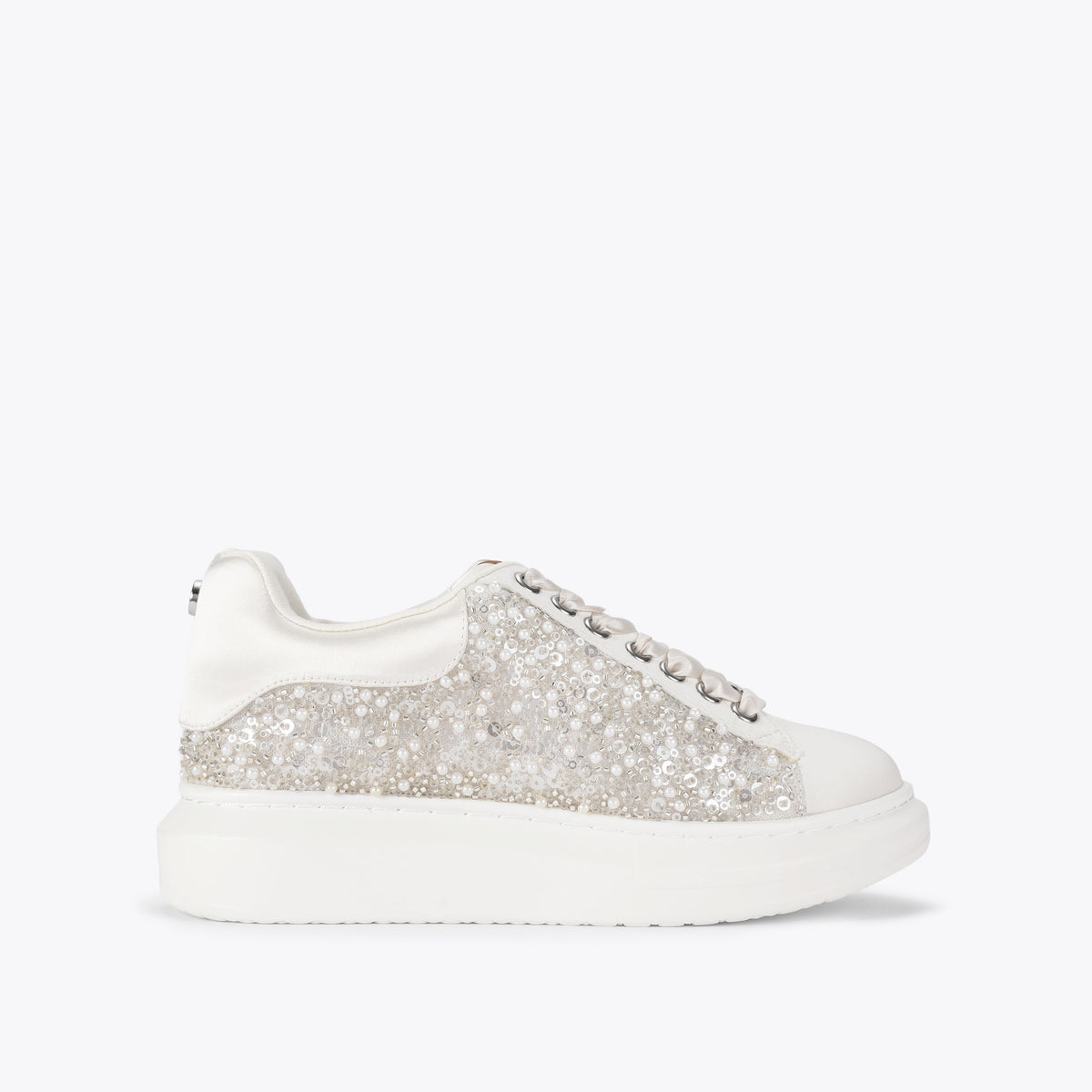 Gaze White Sequin