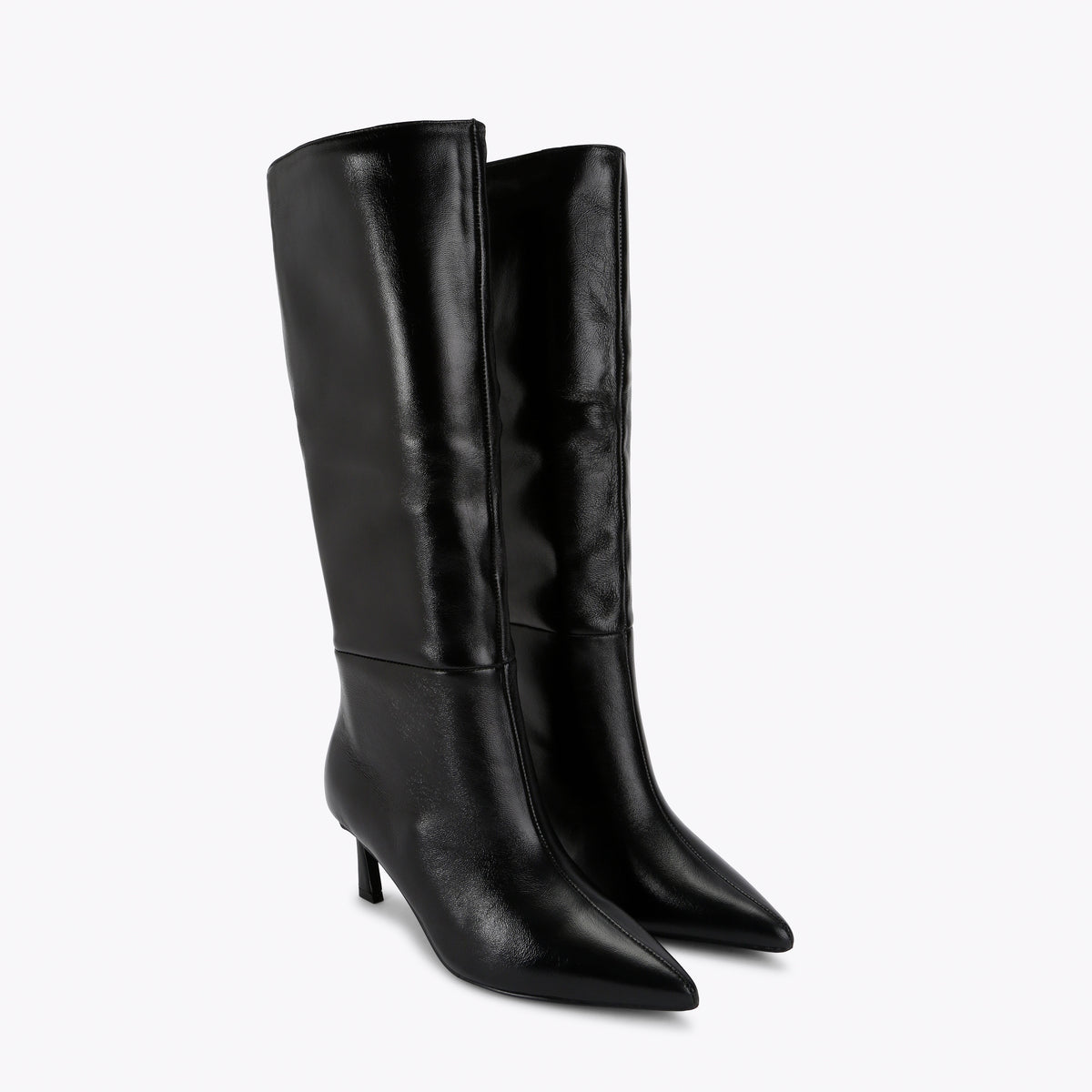 Lavan Black Leather