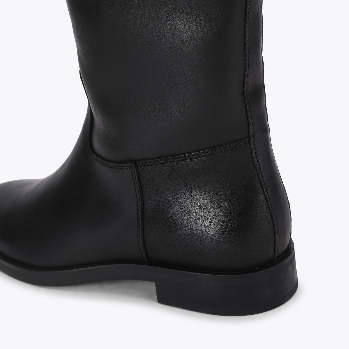 Novi Black Leather