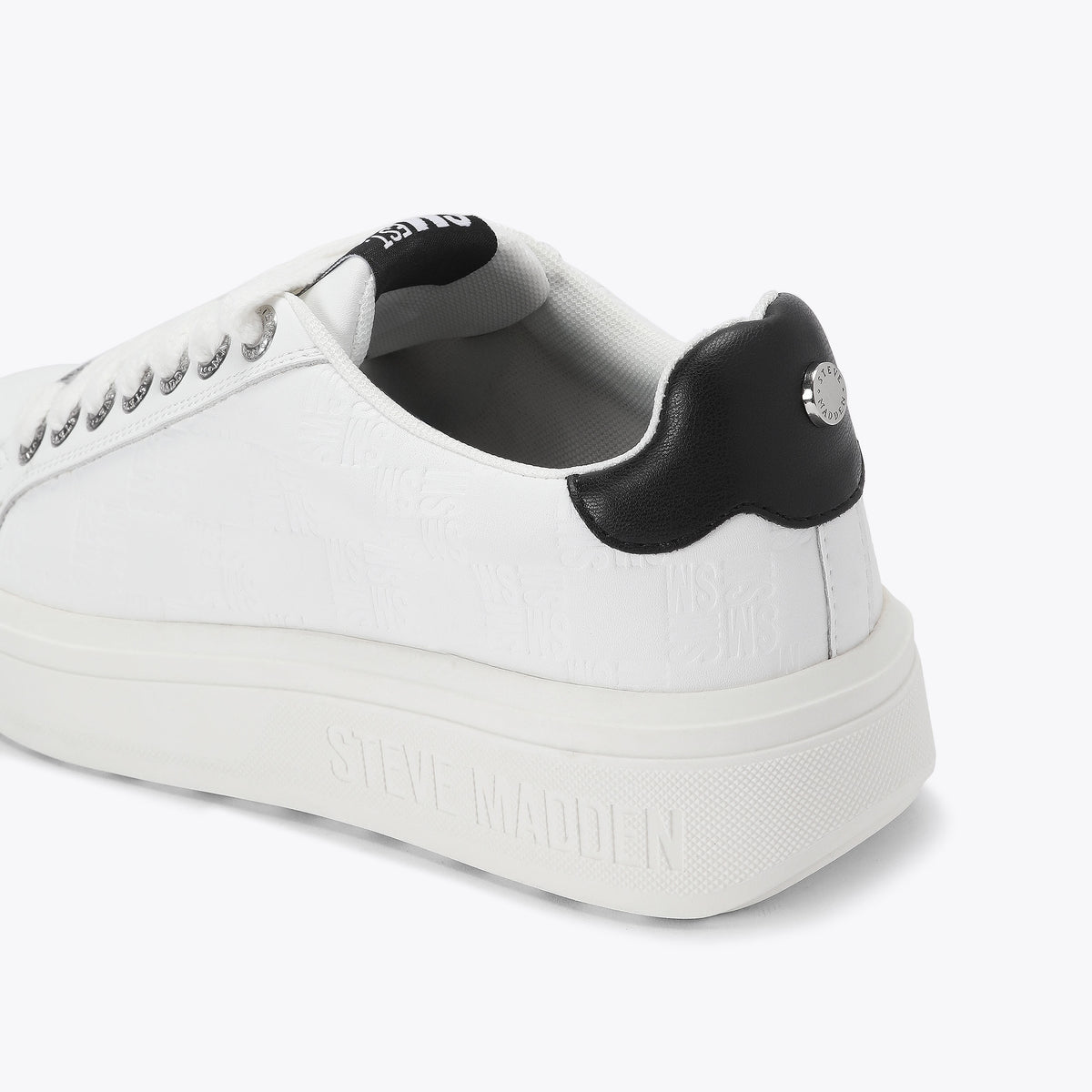 Razoredge White Leather