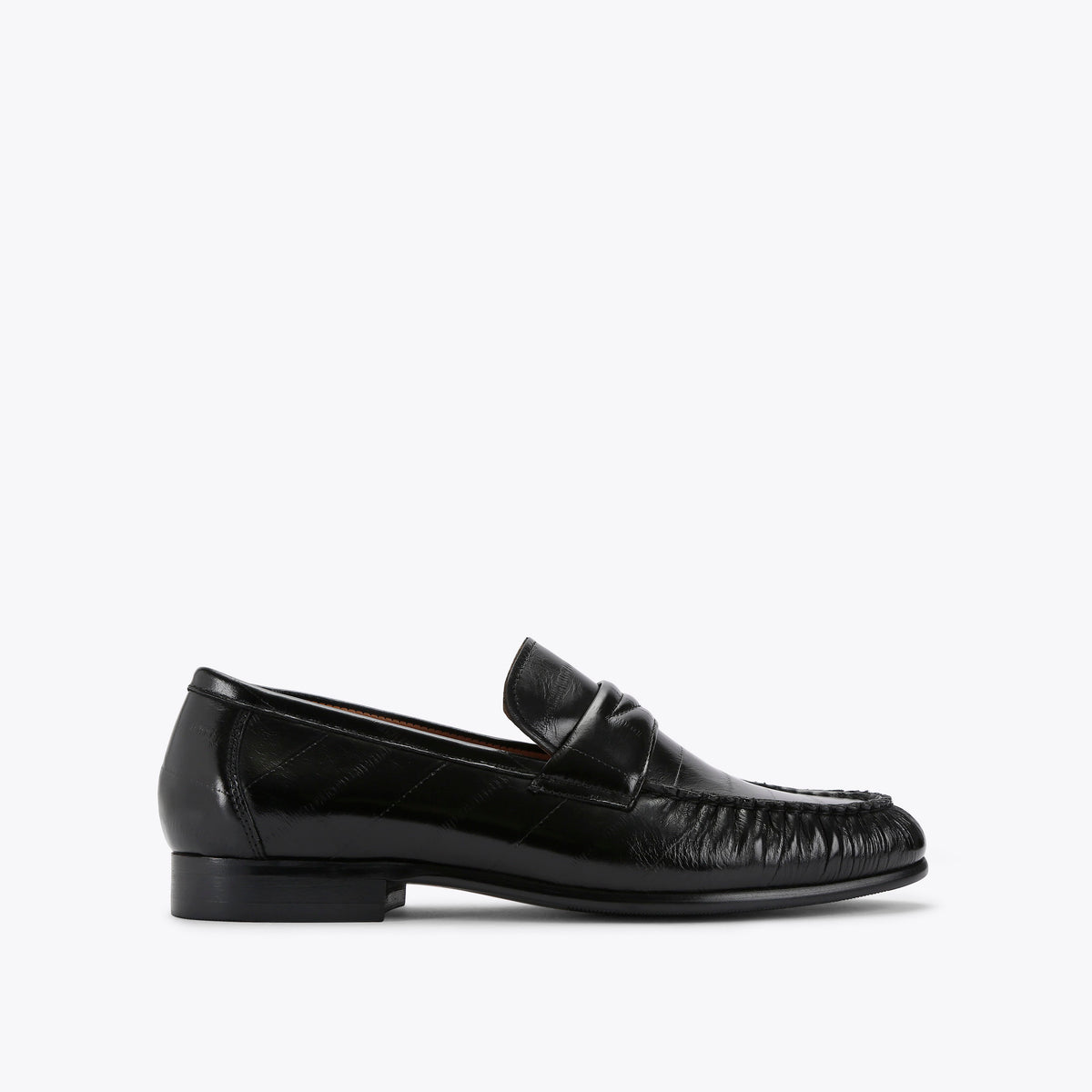 Passage Black Leather