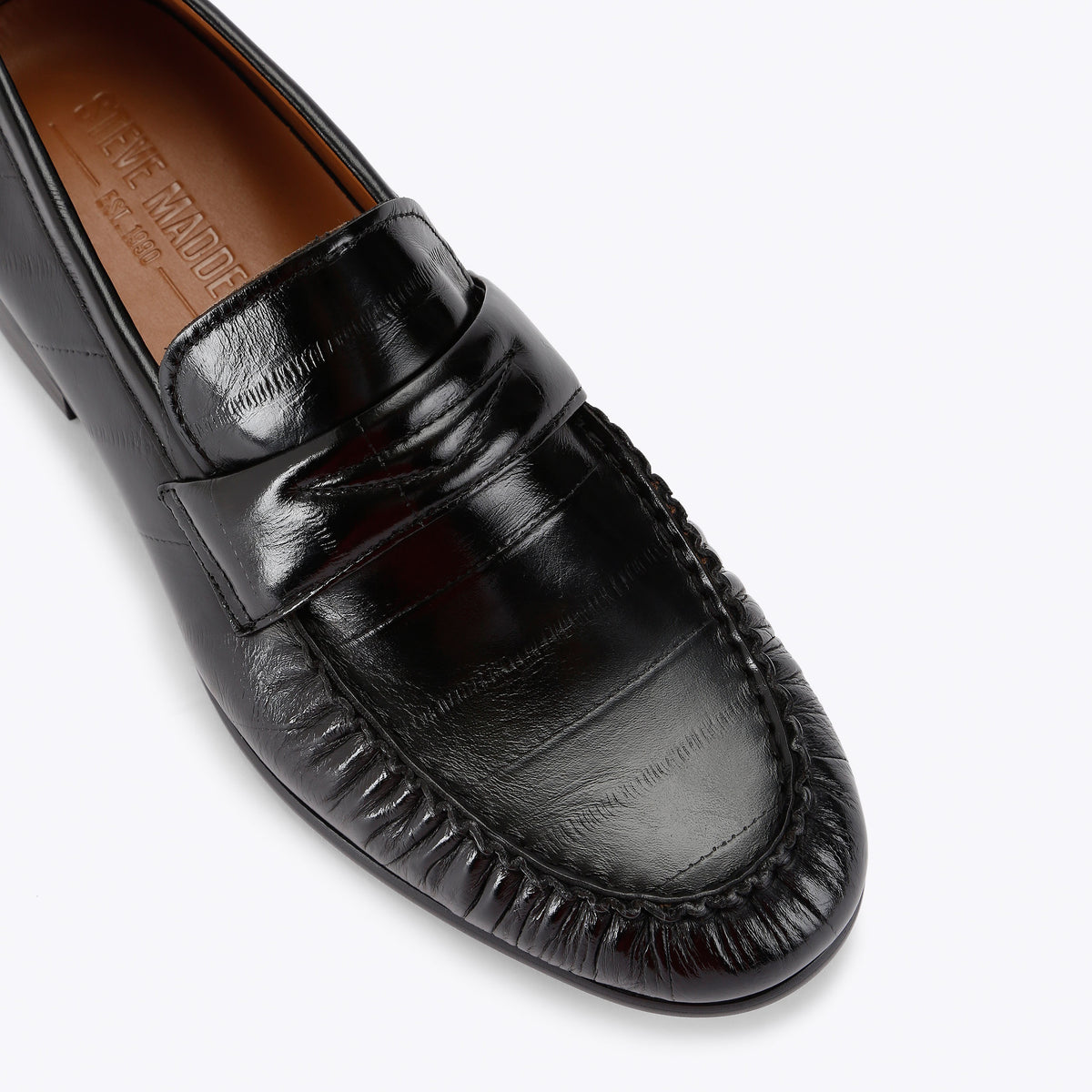 Passage Black Leather