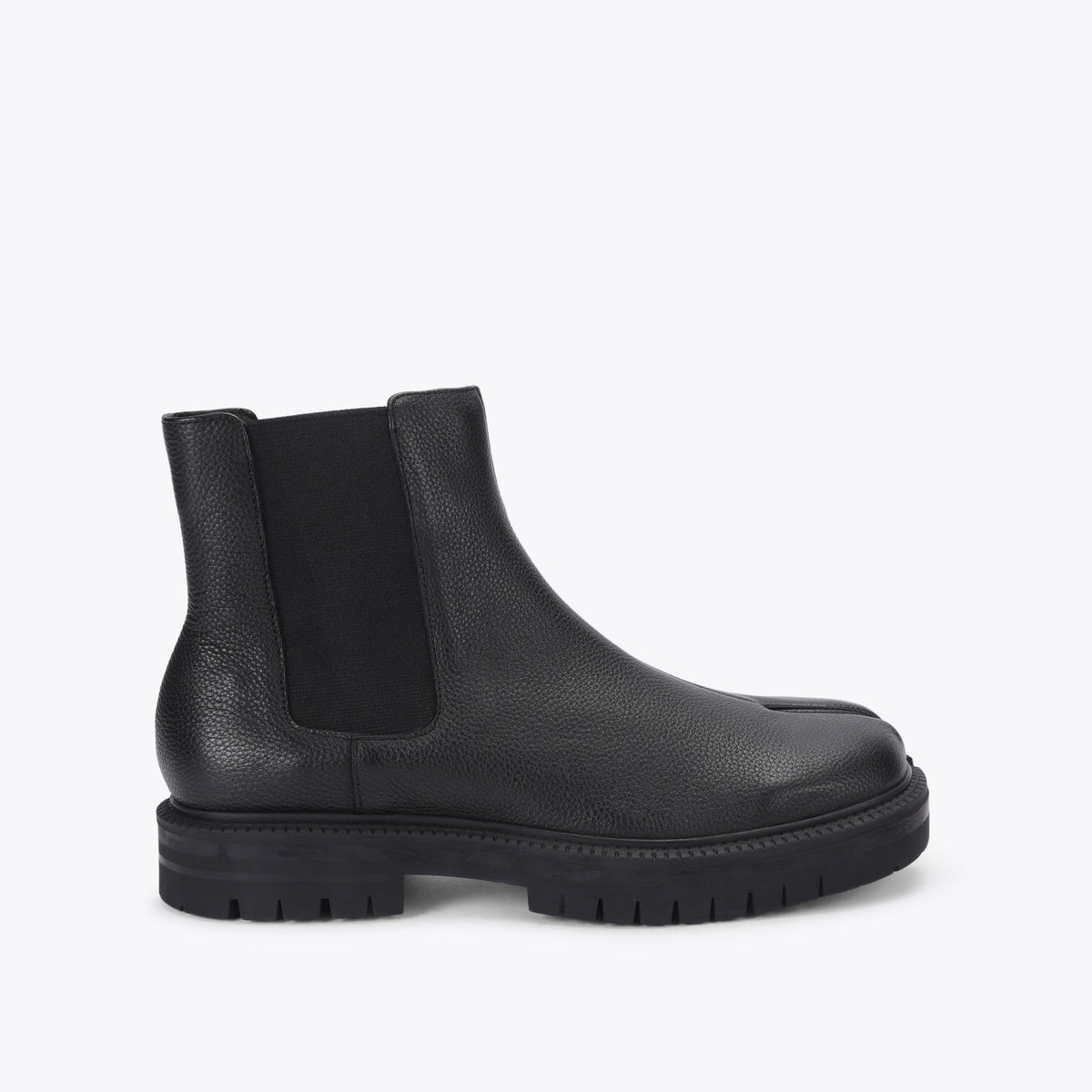 Futamata Black Leather