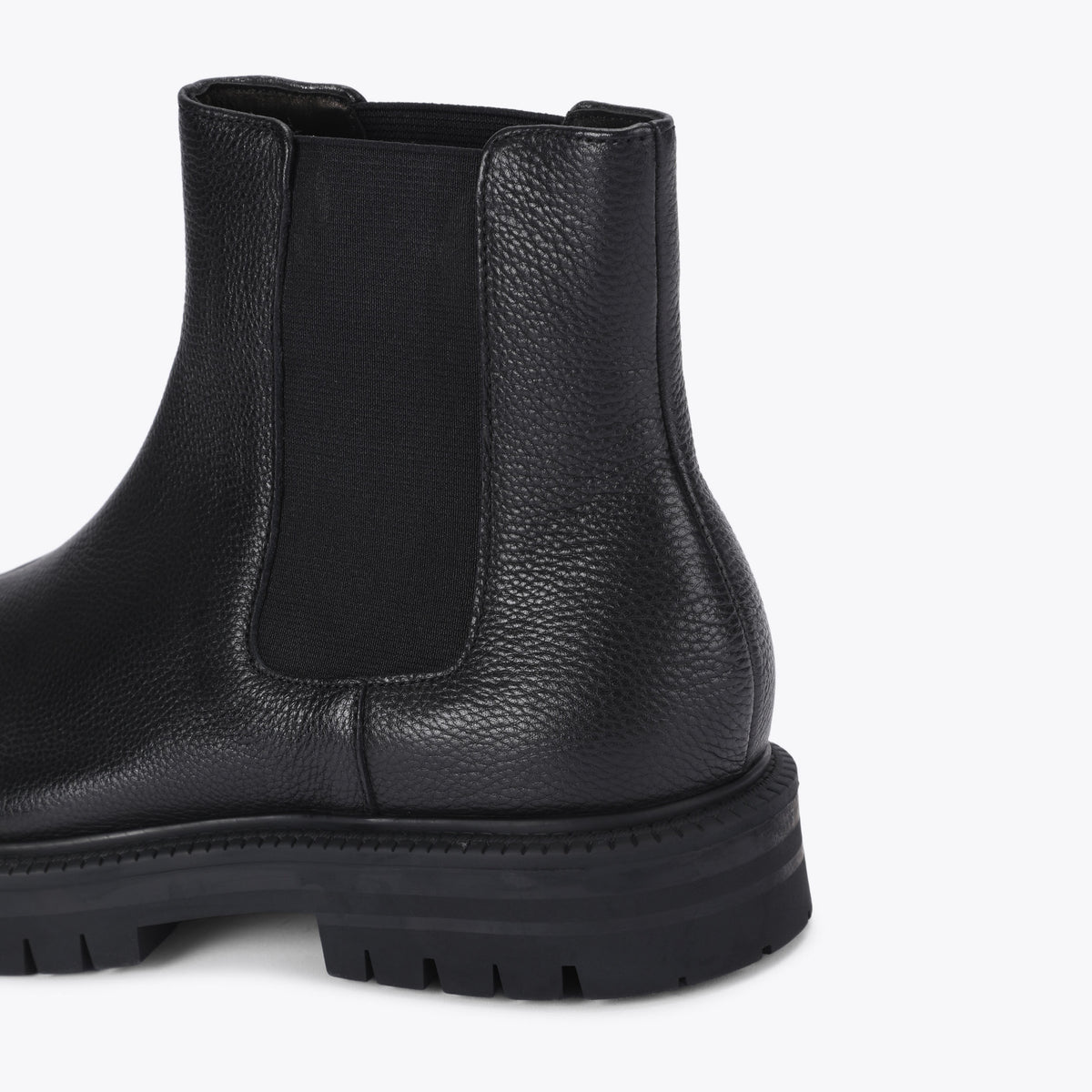 Futamata Black Leather