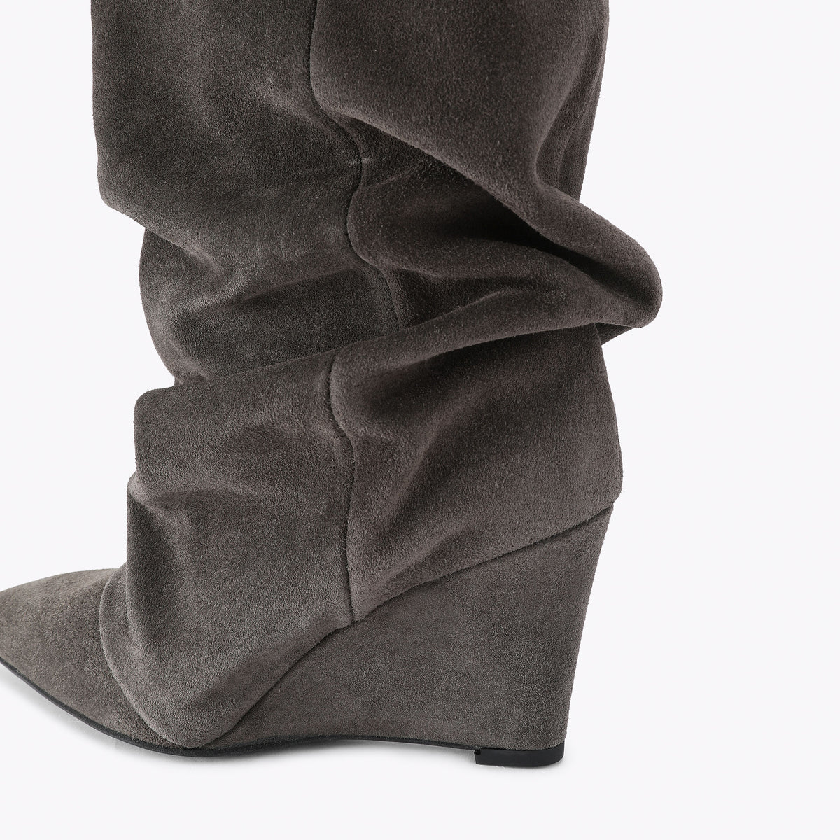 Rhys Brown Suede