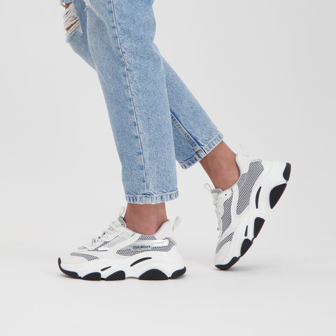 Steve madden deals shirli sneaker