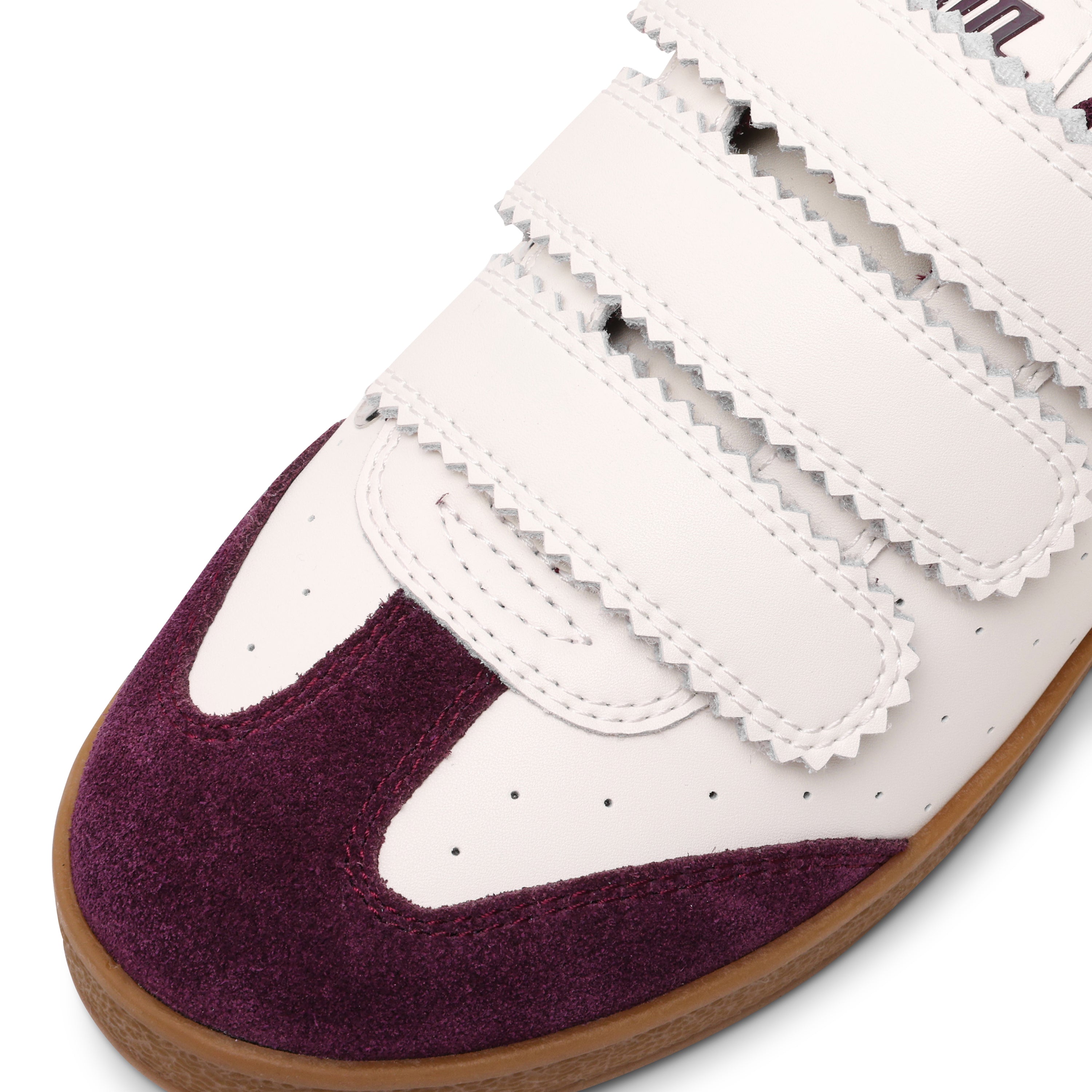 Daybreak Trainer IVORY / CHERRY LACQ