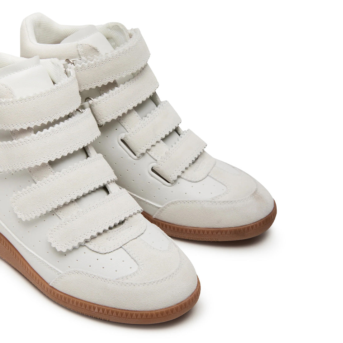 Mustang Trainer WHITE SUEDE